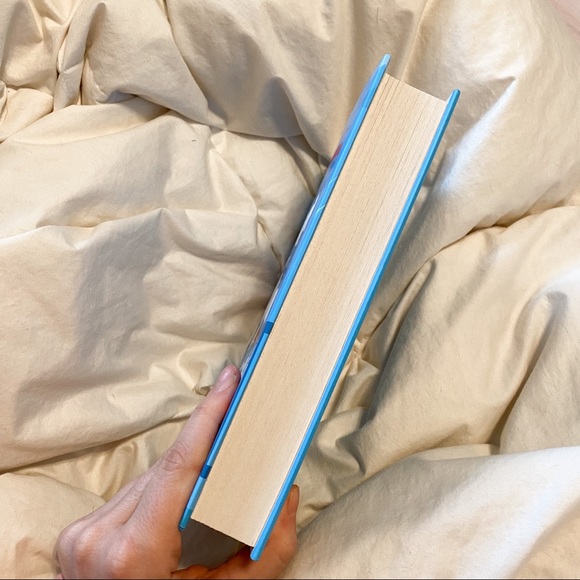 Love Your Life book by Sophie Kinsella - Picture 4 of 5
